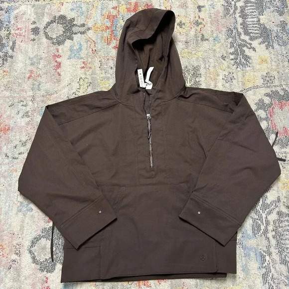 NWT Lululemon Water-Repellent Hooded Anorak in Espresso - Picture 4 of 6